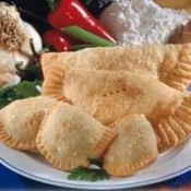 MRS. WHEAT'S Mini Broccoli & Cheese Pies MRS. WHEAT'S Mini Broccoli & Cheese Pies